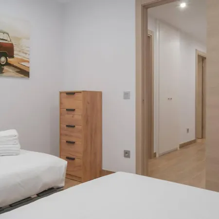 Apartamento Avg Alfonso I