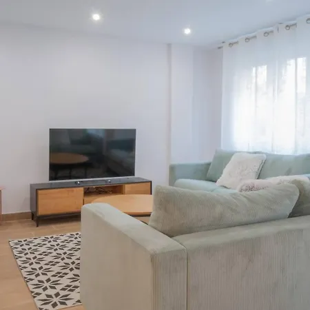 Avg Alfonso I Apartamento Gijón