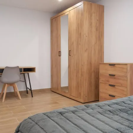 Apartamento Avg Alfonso I