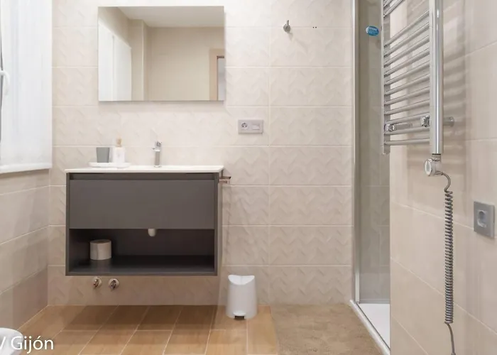 Avg Alfonso I Apartment Gijón