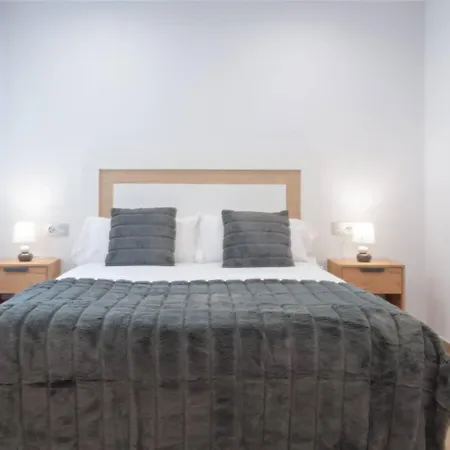 Avg Alfonso I דירה